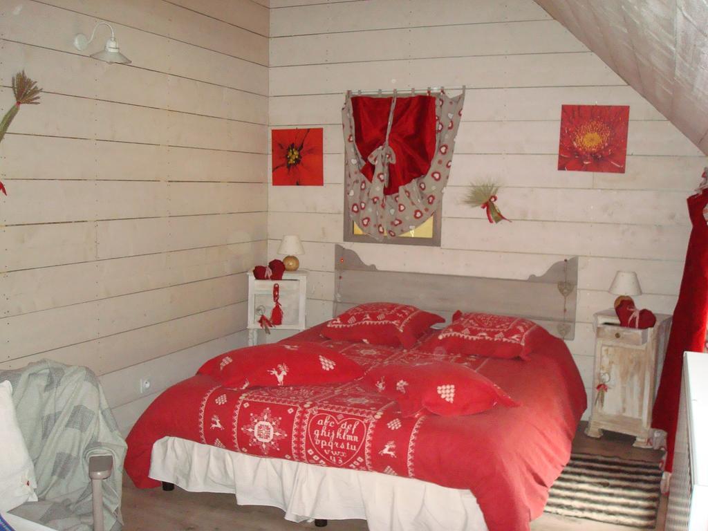 Aux Greniers A Reves Bed & Breakfast Plestan Luaran gambar