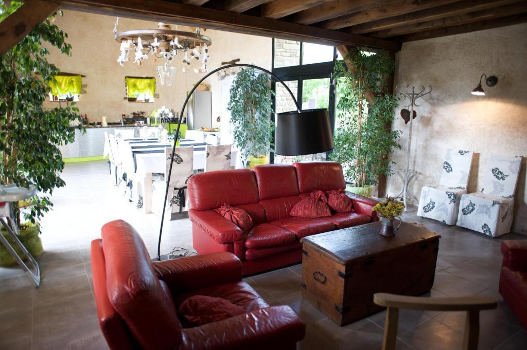 Aux Greniers A Reves Bed & Breakfast Plestan Luaran gambar