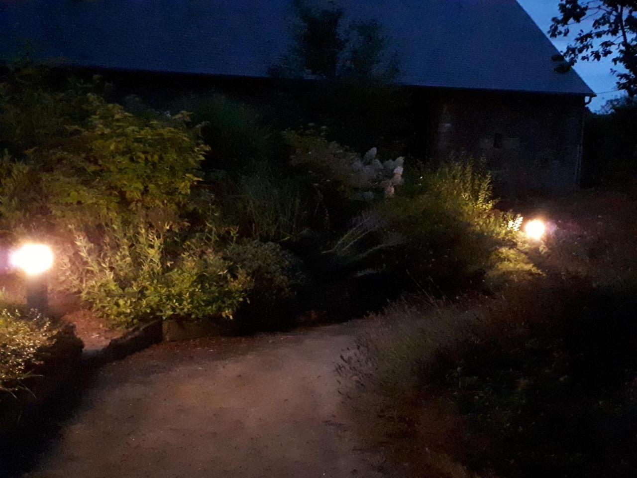 Aux Greniers A Reves Bed & Breakfast Plestan Luaran gambar